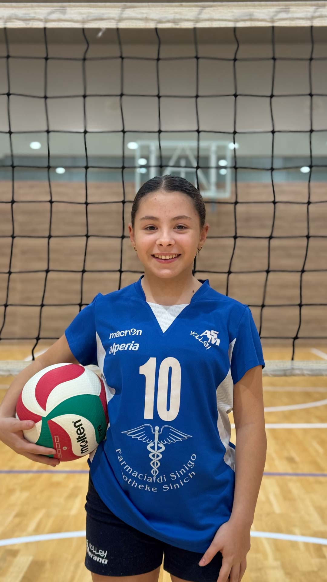 <center>DAFNE CONCIN</center>