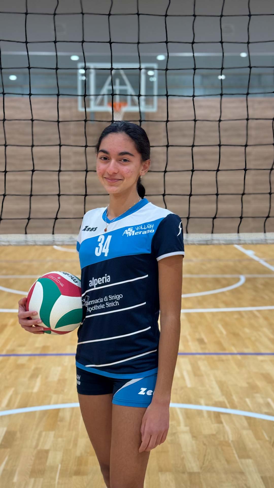 <center>NAQIYAH CORGHI</center>